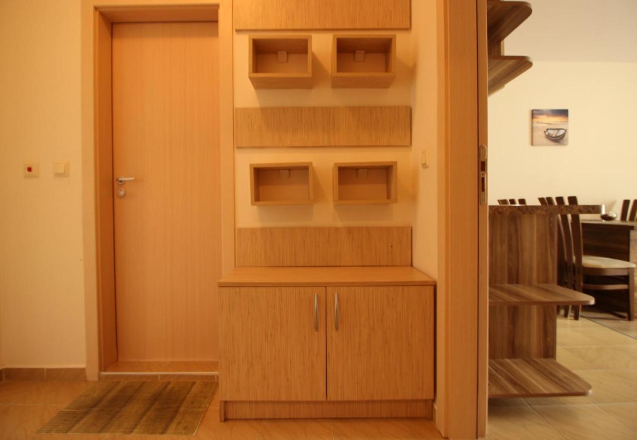 רבדה Allia Apartments מראה חיצוני תמונה