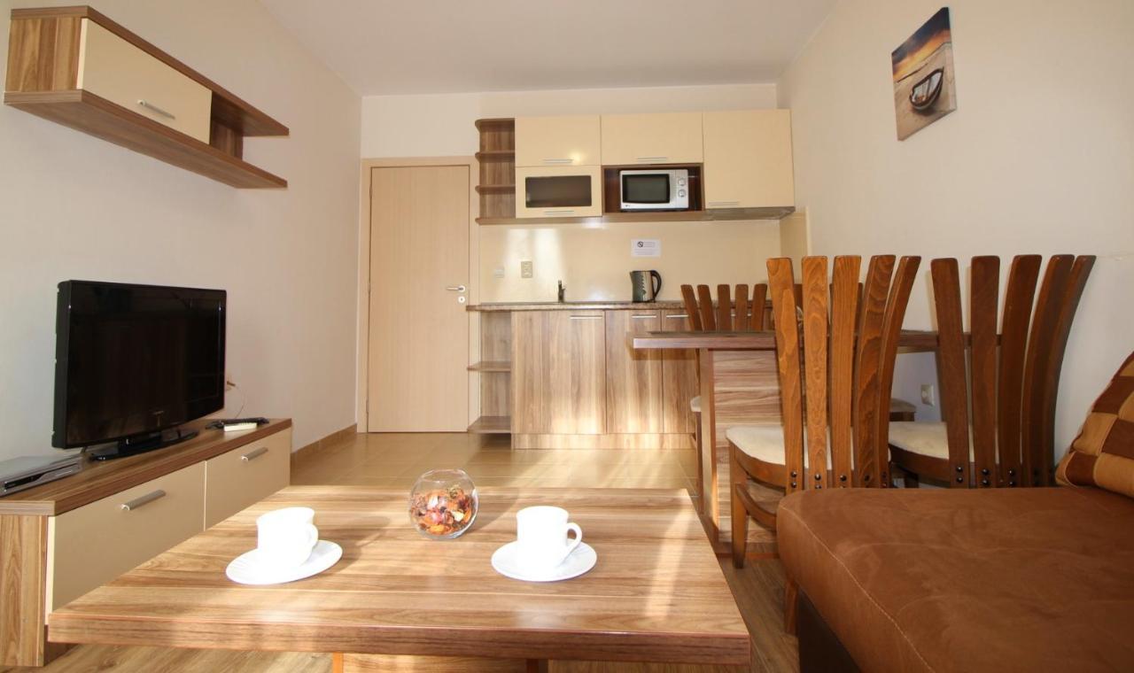 רבדה Allia Apartments מראה חיצוני תמונה
