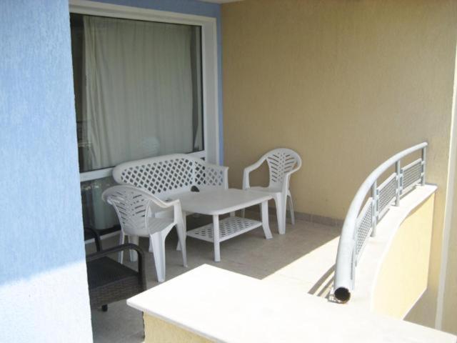רבדה Allia Apartments מראה חיצוני תמונה