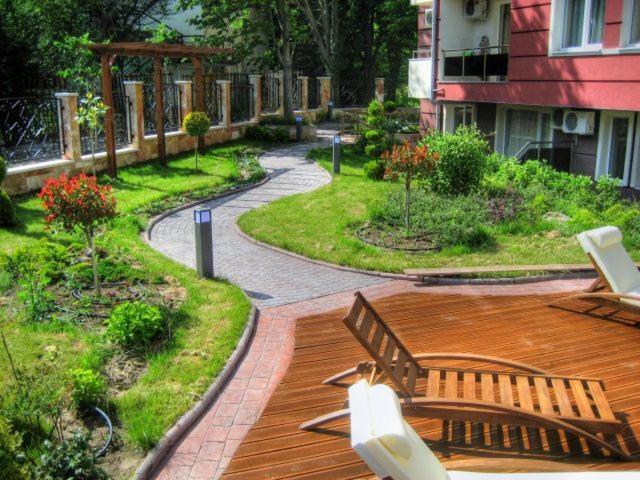 רבדה Allia Apartments מראה חיצוני תמונה